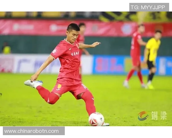 重庆足球队在足球耐力排行榜中荣登第四名展现出强劲实力与潜力